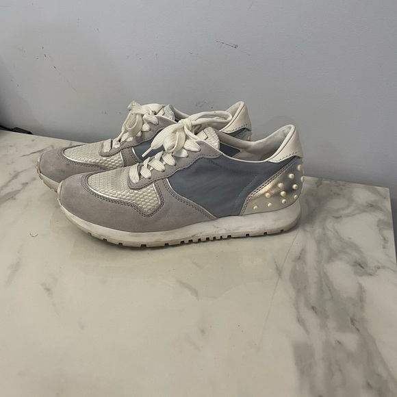 Tod’s Sneaker - Picture 1 of 5
